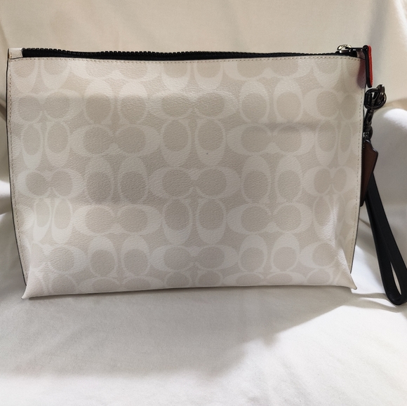 NWT COACH 1829 Marvel Signature Patches LG Pouch - Picture 5 of 15